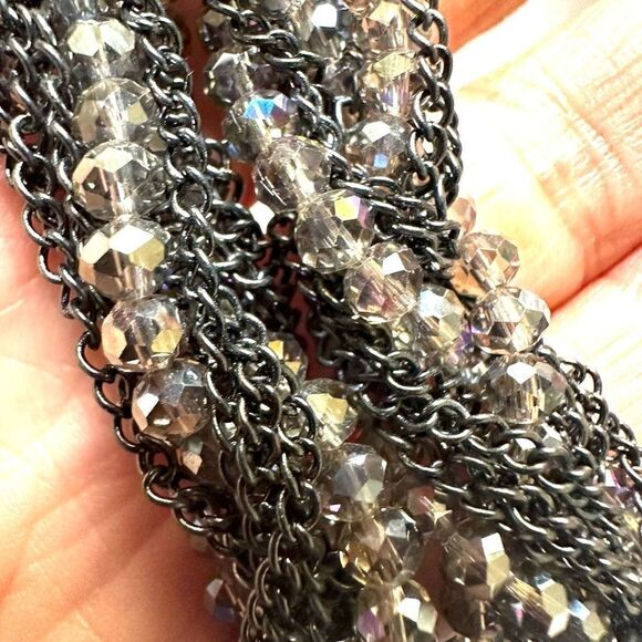 Multi strand chain and crystal twisted necklace - Picture 4 of 9
